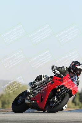 media/Dec-01-2025-Moto Forza (Mon) [[2daa91e15f]]/2-Intermediate Group/Session 2 Turn 9 Entry/